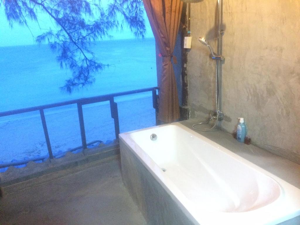 L.J.Guesthouse Ko Pha Ngan Esterno foto